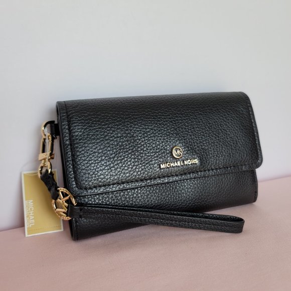 MICHAEL KORS Jet Set Charm Pebble Leather Large Flap Phone Wristlet-Black - Picture 3 of 16